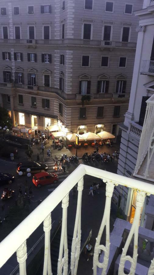 La Casa Di Elvira * Napoli