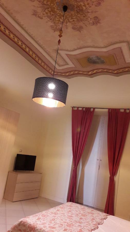 La Casa Di Elvira Napoli