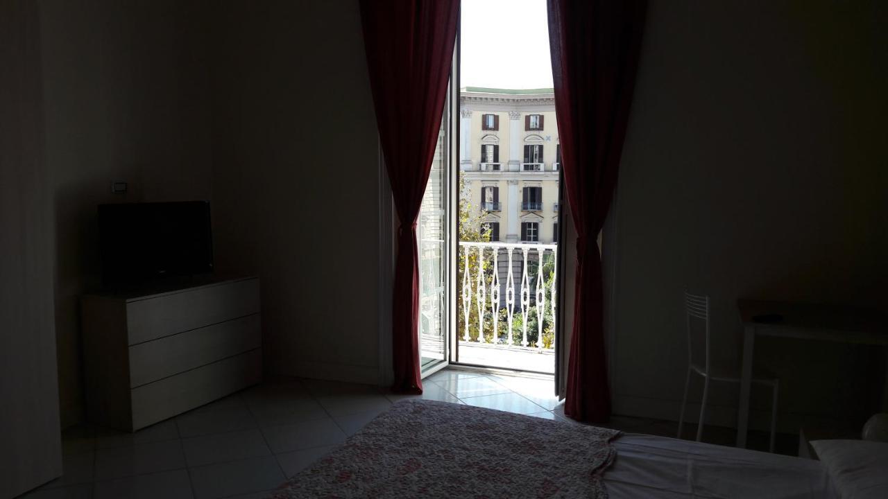 La Casa Di Elvira Napoli